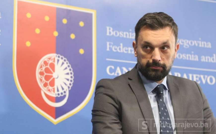Konaković: S merakom ću žrtvovati ne poziciju premijera, već i političku karijeru